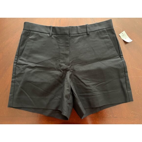 Gap NWT Tailored Stretch Classic Career Shorts in Black Size 8 Tall - Picture 2 of 12